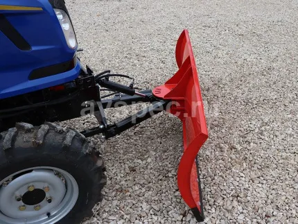 Отвал Снеговик на DF 404 G2 ОК2000