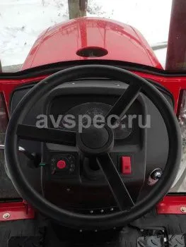 Трактор Dongfeng DF-404C G2 с кабиной